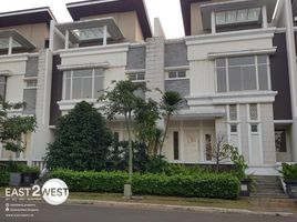 4 Kamar Vila for sale in Curug, Tangerang, Curug