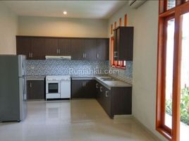 6 Bedroom House for rent in Medistra Hospital, Mampang Prapatan, Kebayoran Baru