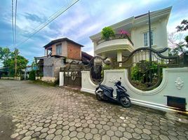 Maison 7 chambre à vendre à Depok, Yogyakarta, Depok