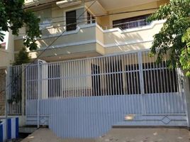 6 Bedroom House for sale in Dukuhpakis, Surabaya, Dukuhpakis