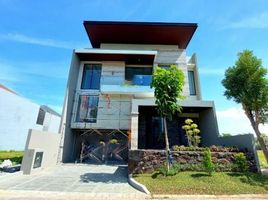 5 Kamar Rumah for sale in Wiyung, Surabaya, Wiyung