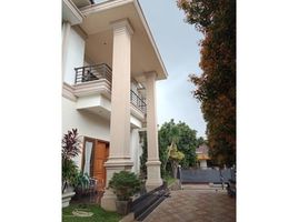 6 Bedroom Villa for sale in Indonesia, Ciracas, Jakarta Timur, Jakarta, Indonesia