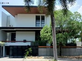 5 Bedroom House for sale in Lakarsantri, Surabaya, Lakarsantri