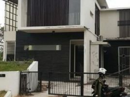 4 Habitación Villa en venta en Lakarsantri, East Jawa, Lakarsantri