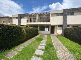 3 Bedroom House for sale in Conocoto, Pichincha, Conocoto