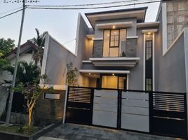 3 Habitación Casa en venta en Tambaksari, East Jawa, Tambaksari