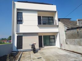 3 Kamar Vila for sale in Sewon, Bantul, Sewon