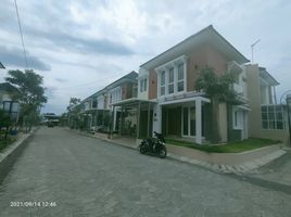 4 Bedroom Villa for sale in Seyegan, Sleman, Seyegan