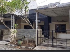4 Habitación Villa en venta en Wiyung, East Jawa, Wiyung