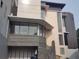 5 Bedroom House for sale in Husein Sastranegara International Airport, Andir, Sukajadi