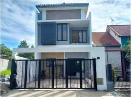 4 Bedroom House for sale in Pakis, Malang Regency, Pakis