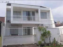 4 Habitación Casa en venta en Tenggilis Mejoyo, East Jawa, Tenggilis Mejoyo