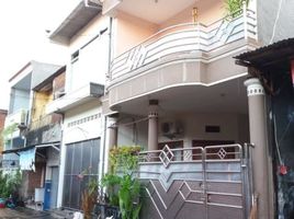 4 Schlafzimmer Villa zu verkaufen in Tambaksari, East Jawa, Tambaksari