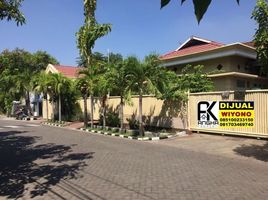 9 Kamar Rumah for sale in Wonocolo, Surabaya, Wonocolo