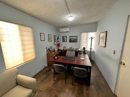 100 m2 Office for rent in Monterrey, Nuevo Leon, Monterrey