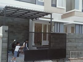 3 Bedroom House for sale in Siloam Hospitals Surabaya, Gubeng, Gubeng