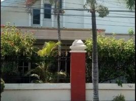 6 Bedroom Villa for sale in Gubeng, Surabaya, Gubeng