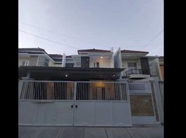 4 Habitación Casa en venta en Rungkut, East Jawa, Rungkut