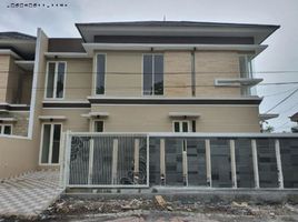4 Habitación Casa en venta en Tambaksari, East Jawa, Tambaksari