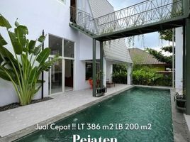 3 Bedroom Villa for sale in Medistra Hospital, Mampang Prapatan, Pasar Minggu