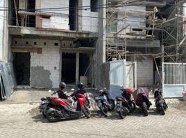 4 Habitación Villa en venta en Mulyorejo, East Jawa, Mulyorejo