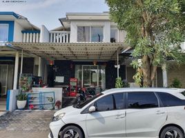 4 Habitación Villa en venta en Wiyung, East Jawa, Wiyung
