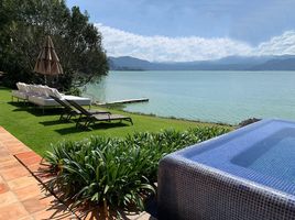 Villa 4 chambre à vendre à Valle De Bravo, Mexico, Valle De Bravo