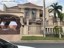 4 Habitación Villa en venta en Lakarsantri, East Jawa, Lakarsantri