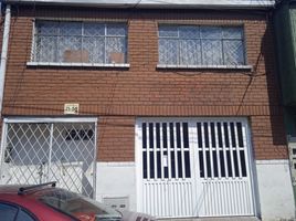 6 Bedroom House for sale in Templo Bogotá Colombia, Bogota, Bogota