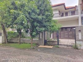 4 Bedroom House for sale in Dukuhpakis, Surabaya, Dukuhpakis