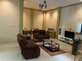 4 Habitación Villa en venta en Lowok Waru, East Jawa, Lowok Waru