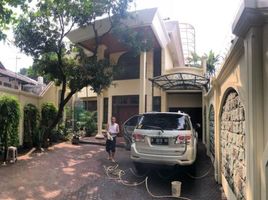 8 Kamar Vila for sale in Kebayoran Lama, Jakarta Selatan, Kebayoran Lama