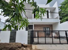 3 Habitación Villa en venta en Mulyorejo, East Jawa, Mulyorejo