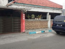 4 Bedroom House for sale in Dukuhpakis, Surabaya, Dukuhpakis