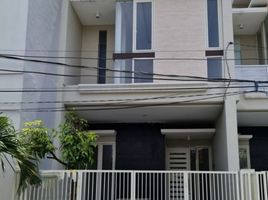 3 Habitación Casa en venta en Tenggilis Mejoyo, East Jawa, Tenggilis Mejoyo