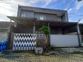 4 Bedroom House for sale in Waru, Sidoarjo, Waru