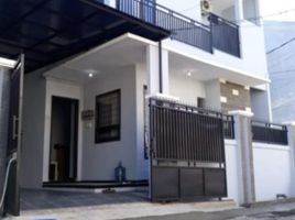 4 Kamar Rumah for sale in Sukolilo, East Jawa, Sukolilo