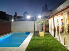 2 Bedroom House for sale in General Sarmiento, Buenos Aires, General Sarmiento