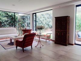 4 Bedroom House for sale in Cumbaya, Pichincha, Cumbaya
