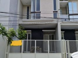 3 Habitación Casa en venta en Tenggilis Mejoyo, East Jawa, Tenggilis Mejoyo