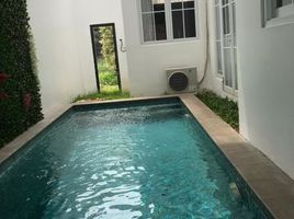 4 Schlafzimmer Villa zu verkaufen in Pesanggrahan, Jakarta, Pesanggrahan