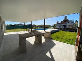 2 chambre Villa for sale in San Lorenzo, Santa Fe, San Lorenzo