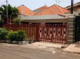 4 Bedroom House for sale in Siloam Hospitals Surabaya, Gubeng, Gubeng