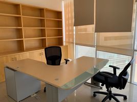 203 m² Office for sale in Mexico, Huixquilucan, Mexico