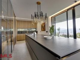 5 Habitación Villa en venta en Colombia, Medellín, Antioquia, Colombia