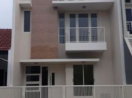 4 Habitación Villa en venta en Mulyorejo, East Jawa, Mulyorejo