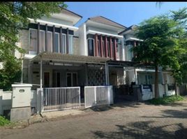4 Habitación Villa en venta en Rungkut, East Jawa, Rungkut