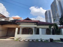 3 Habitación Villa en venta en Dukuhpakis, East Jawa, Dukuhpakis
