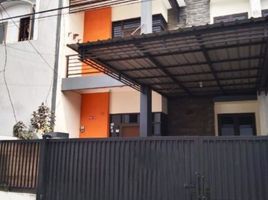 3 Bedroom House for sale in Gayungan, Surabaya, Gayungan