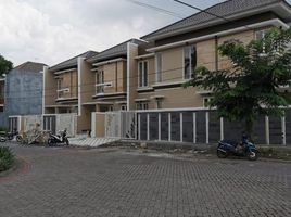 4 Bedroom House for sale in Kenjeran, Surabaya, Kenjeran